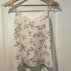 Xs Lush white floral top